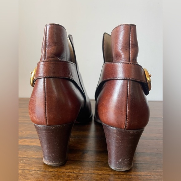 Bally, 8, designer brown leather women’s ankle boots with buckle and small heel - Picture 4 of 8
